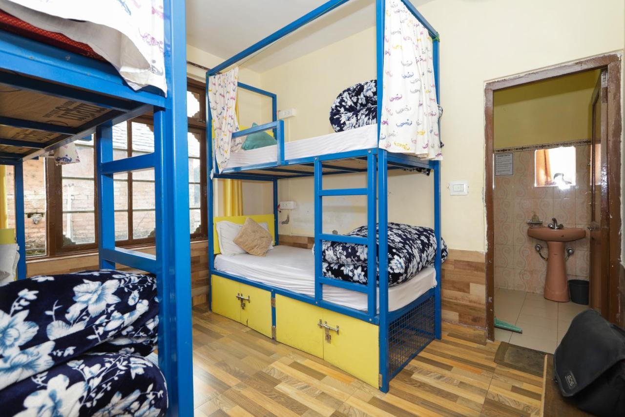 Moustache Mcleodganj Hostel МакЛеод Ганж Екстериор снимка