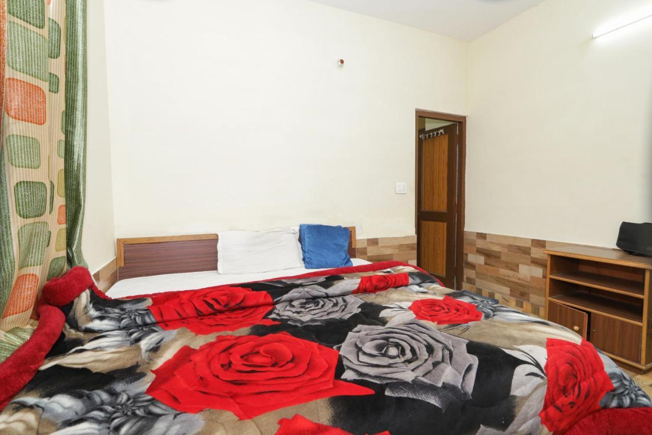 Moustache Mcleodganj Hostel МакЛеод Ганж Екстериор снимка